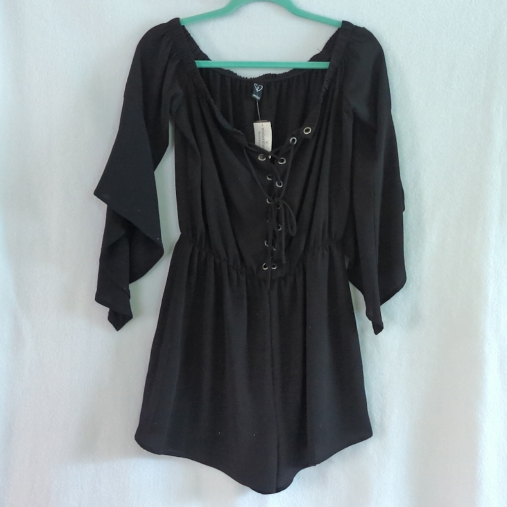 Windsor Black Lace Up  Romper Shorts w Elastic Waist & Neckline  Size L NWT